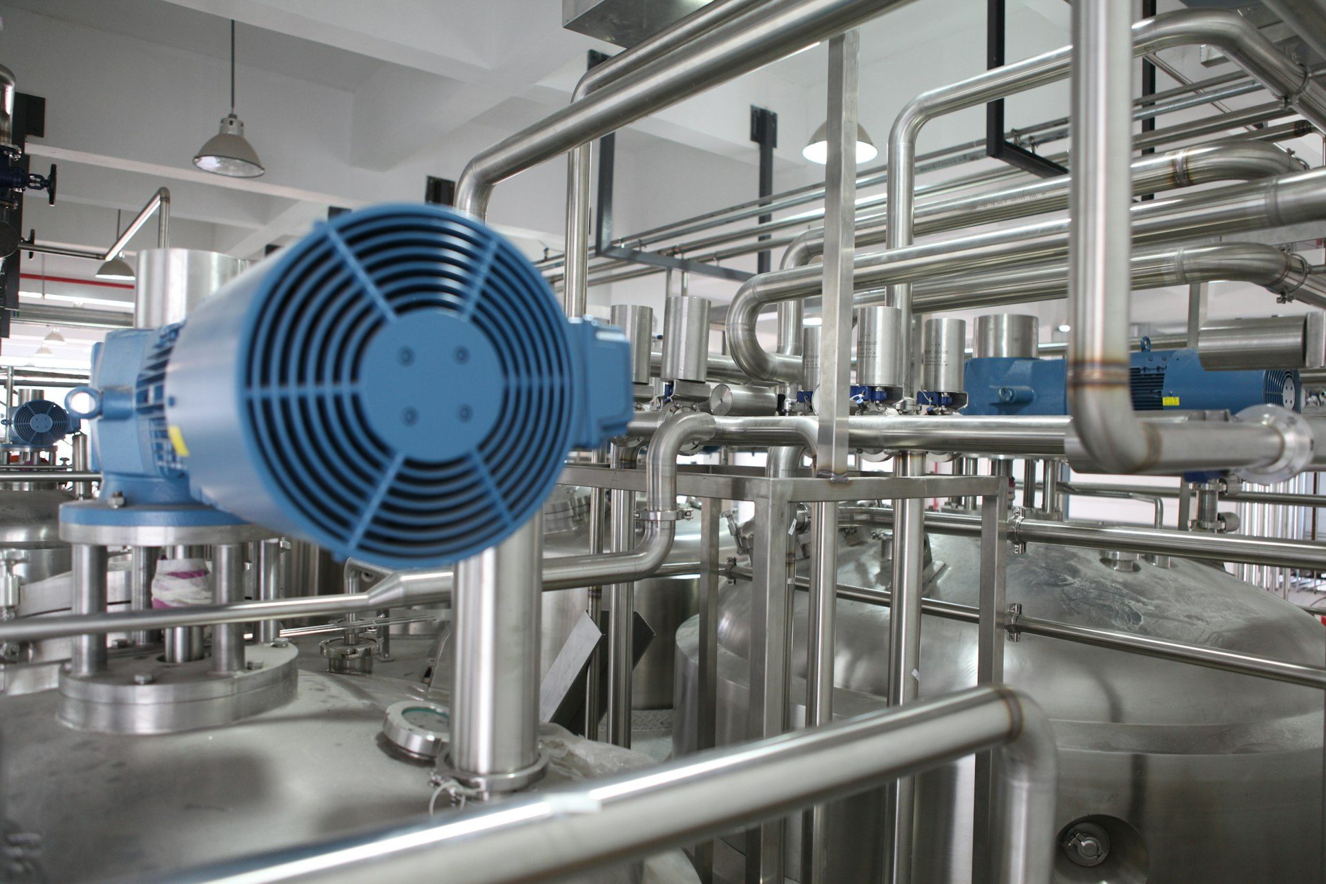 Industrial - Industrial plant with mechanical equipment and pipelines